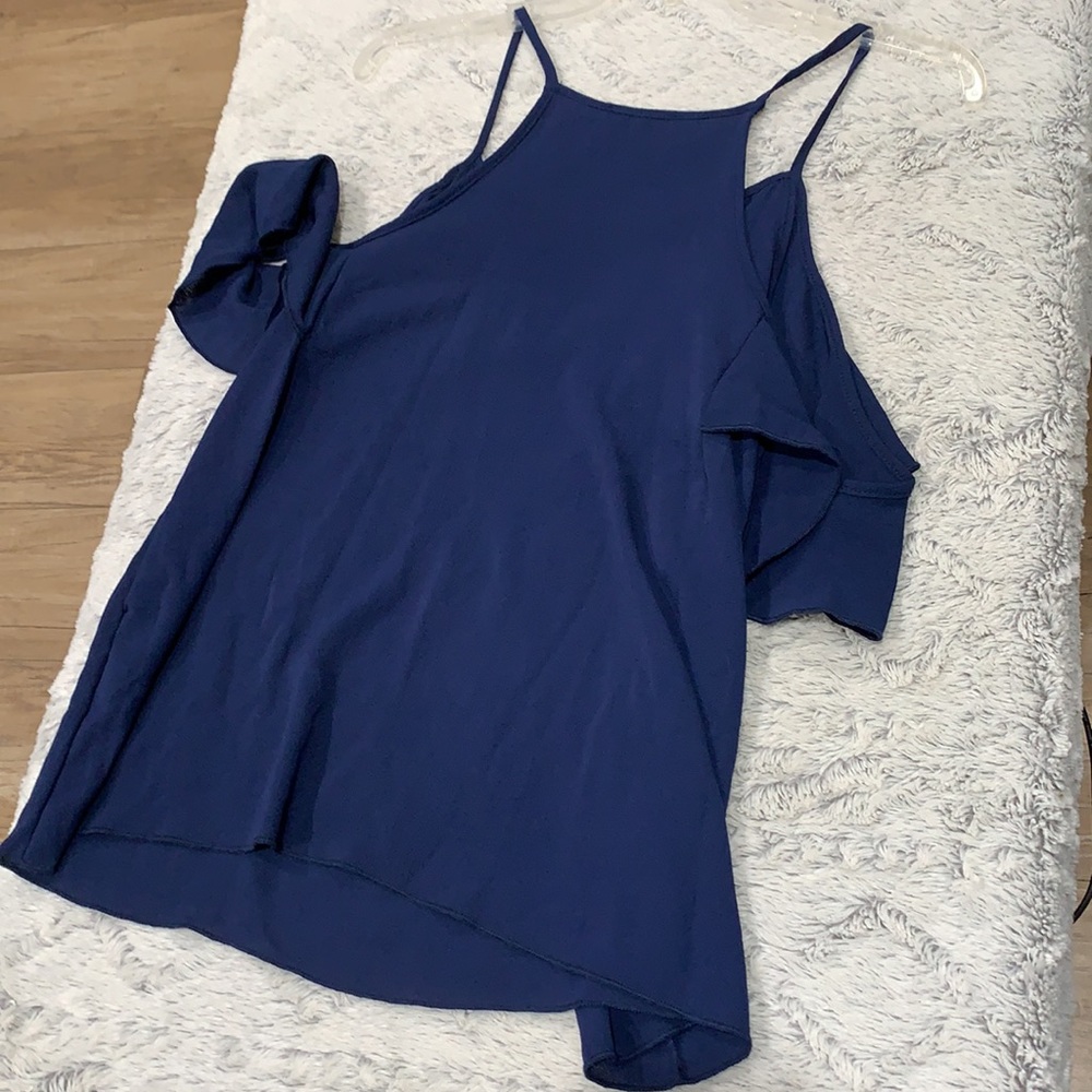 Blue top - Picture 5 of 5